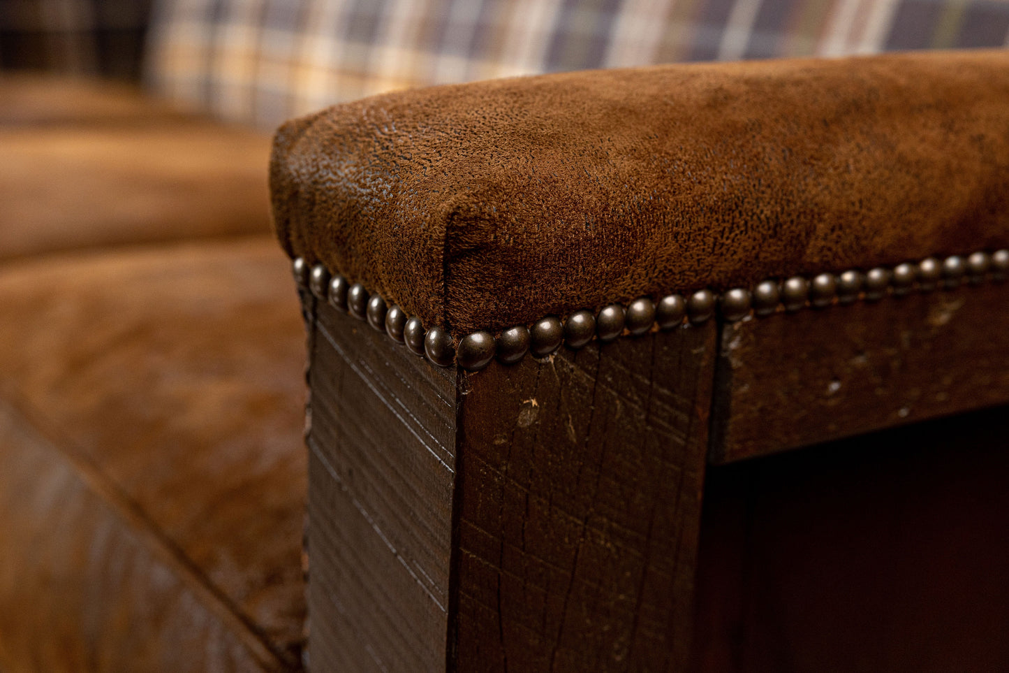 Old Hickory Urban Timber Sofa with Durango Bourbon Seat